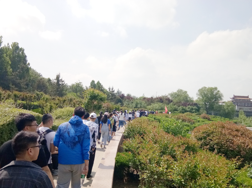 软件系组织开展远足活动304.png 软件系组织开展远足活动304.png