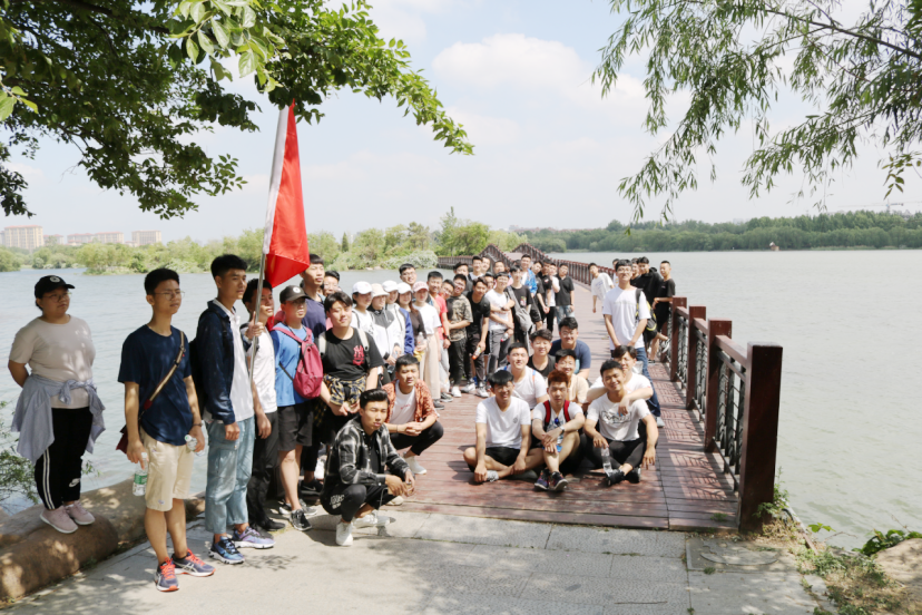 软件系组织开展远足活动308.png 软件系组织开展远足活动308.png