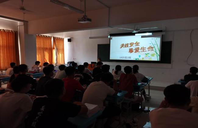 image002.jpg image002.jpg